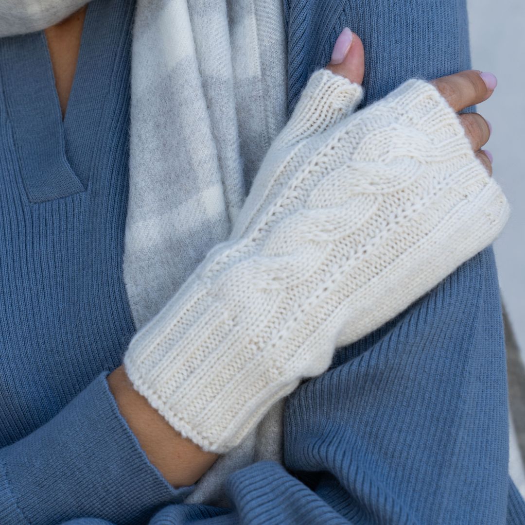 luxury cable knit wristwarmers in ivory