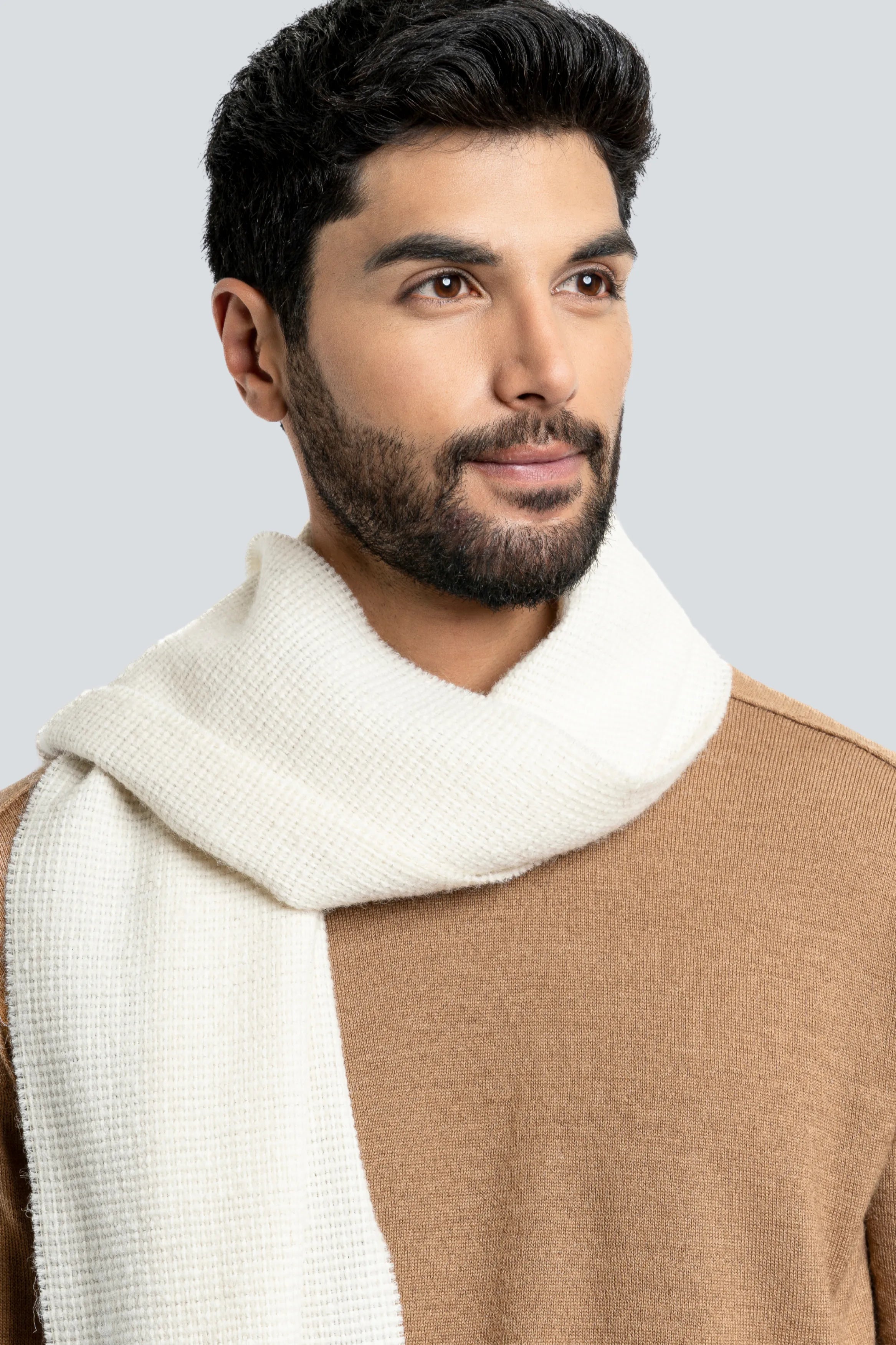 Luxury white scarf