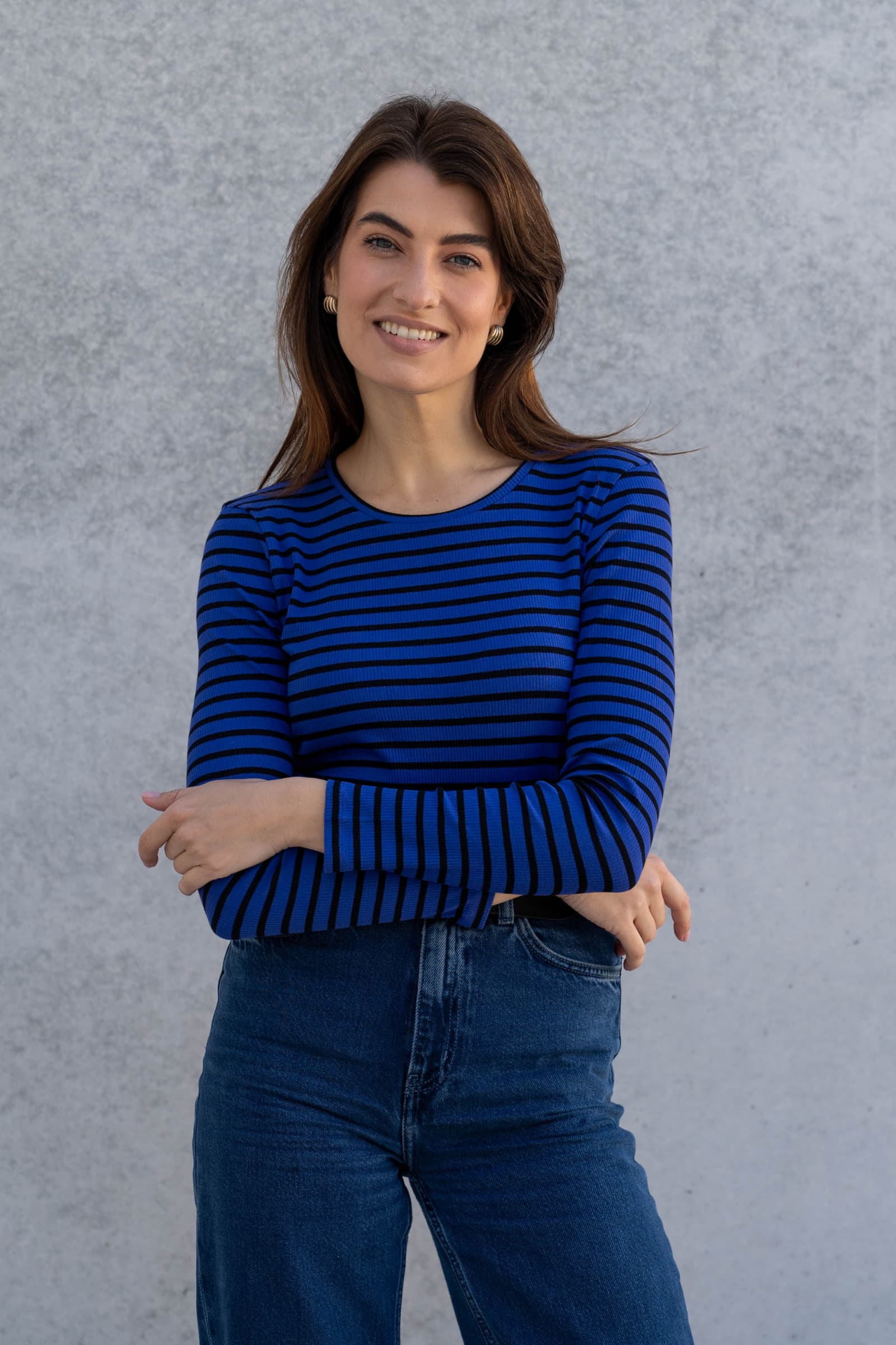 womens blue and black striped crew neck top