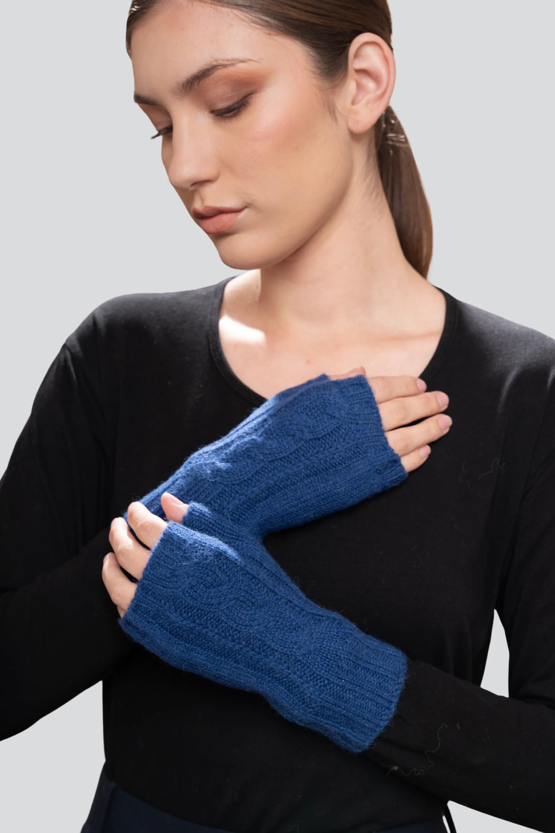 Blue wristwarmers made from Alpaca