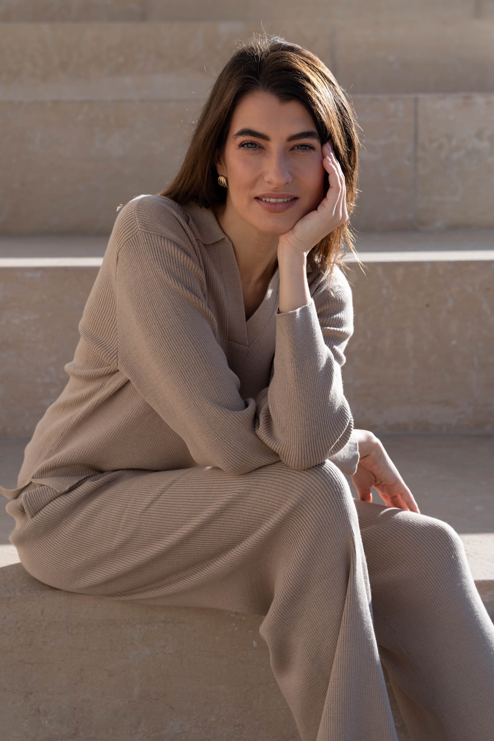 Luxury lounge jumper with matching knit trousers