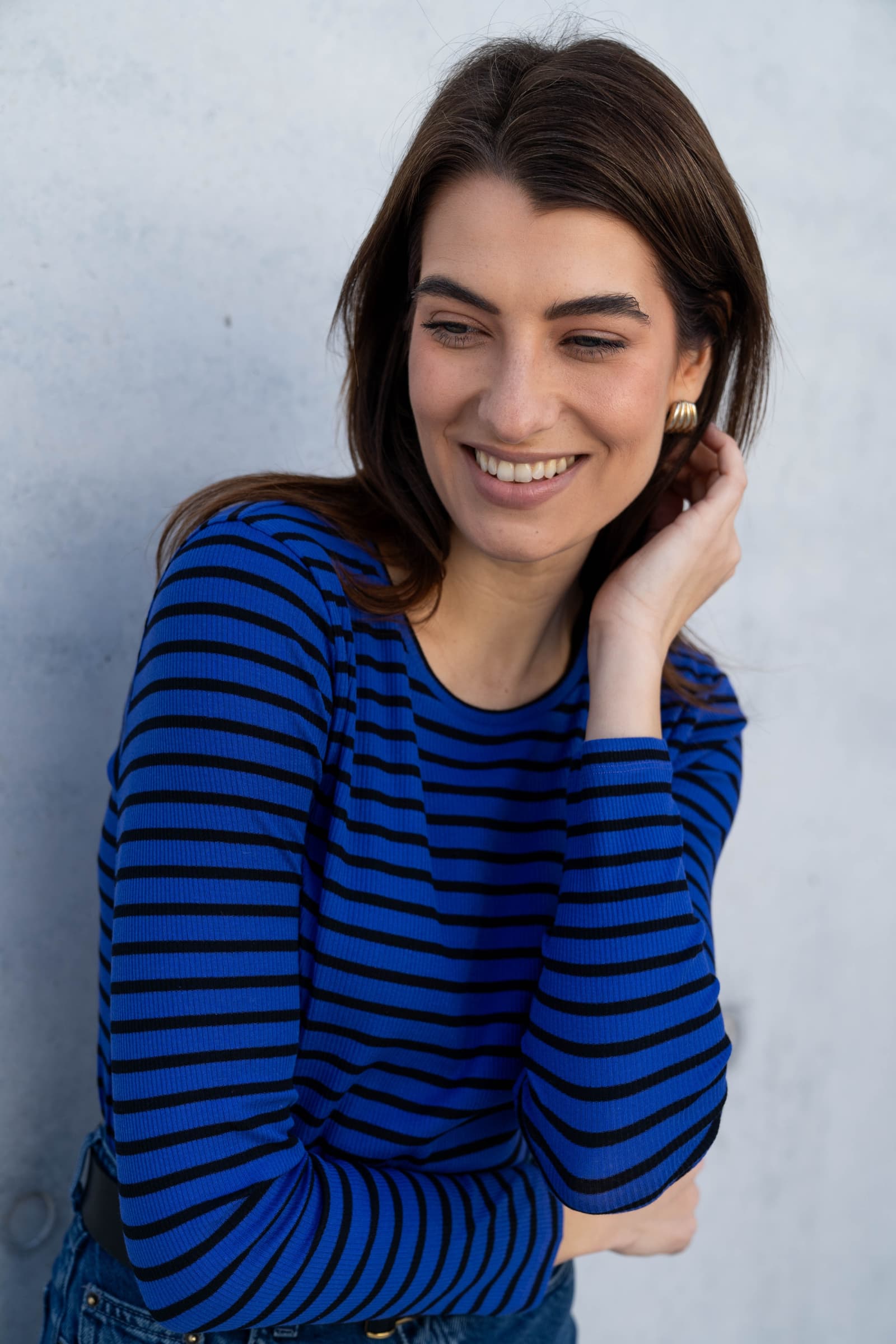 womens blue and black striped crew neck top